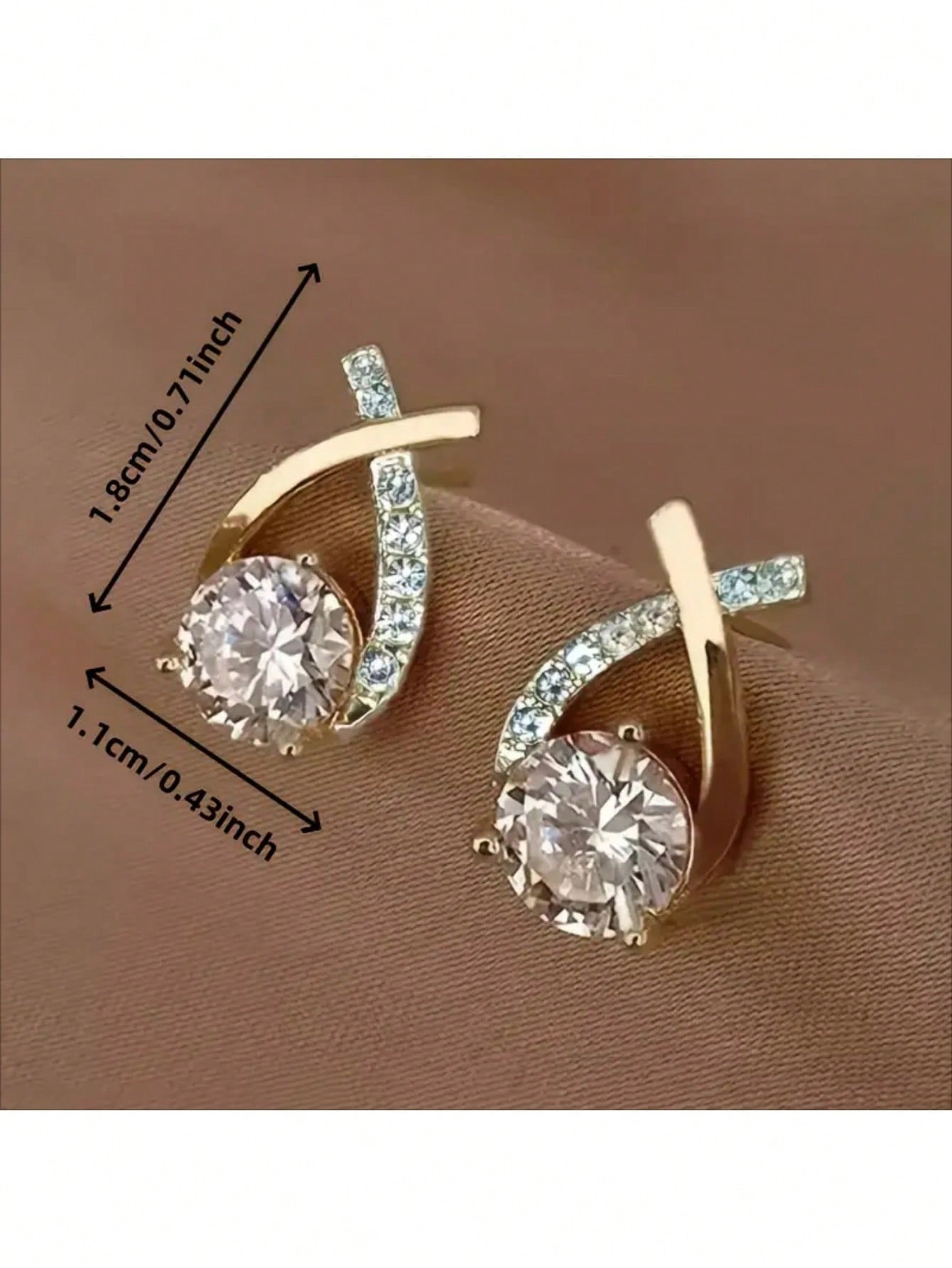 1pairs Elegant Gold Tone Teardrop Stud Earrings With Sparkling Cubic Zirconia, Delicate Criss-Cross Design, Perfect For Adding A Touch Of Glamour To Everyday Wear, Parties, Weddings, And Special Occasions, Lightweight And Comfortable, Hypoallergenic Jewel