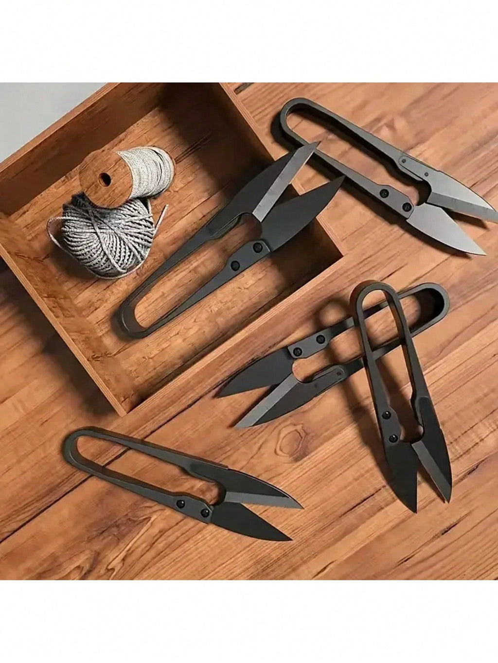 1pc High-Quality Black Carbon Steel Small Scissors, U-Shaped Spring Yarn Cutters, Thread Cutters For Sewing, Household Needle And Thread Tools, Mini Garden Pruners For Bud And Leaf Trimming, Perfect For DIY, Crafting, And Plant Care