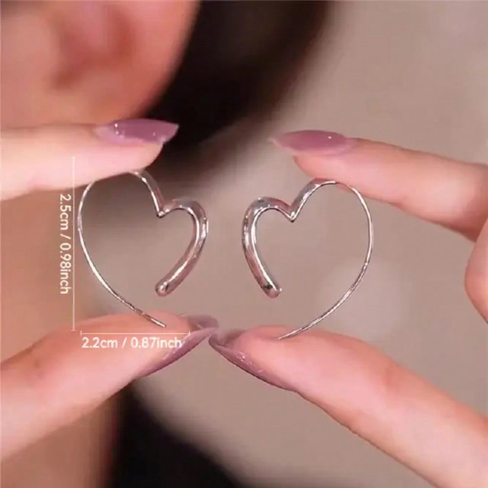 Dainty Silver Heart Hoop Earrings For Women – Lightweight & Hypoallergenic Design – Elegant & Modern Love Heart Shape – Perfect For Everyday Wear, Dates, Or Casual Outings – Comfortable All-Day Wear – Ideal Gift For Teen Girls, Daughters, And Girlfriends