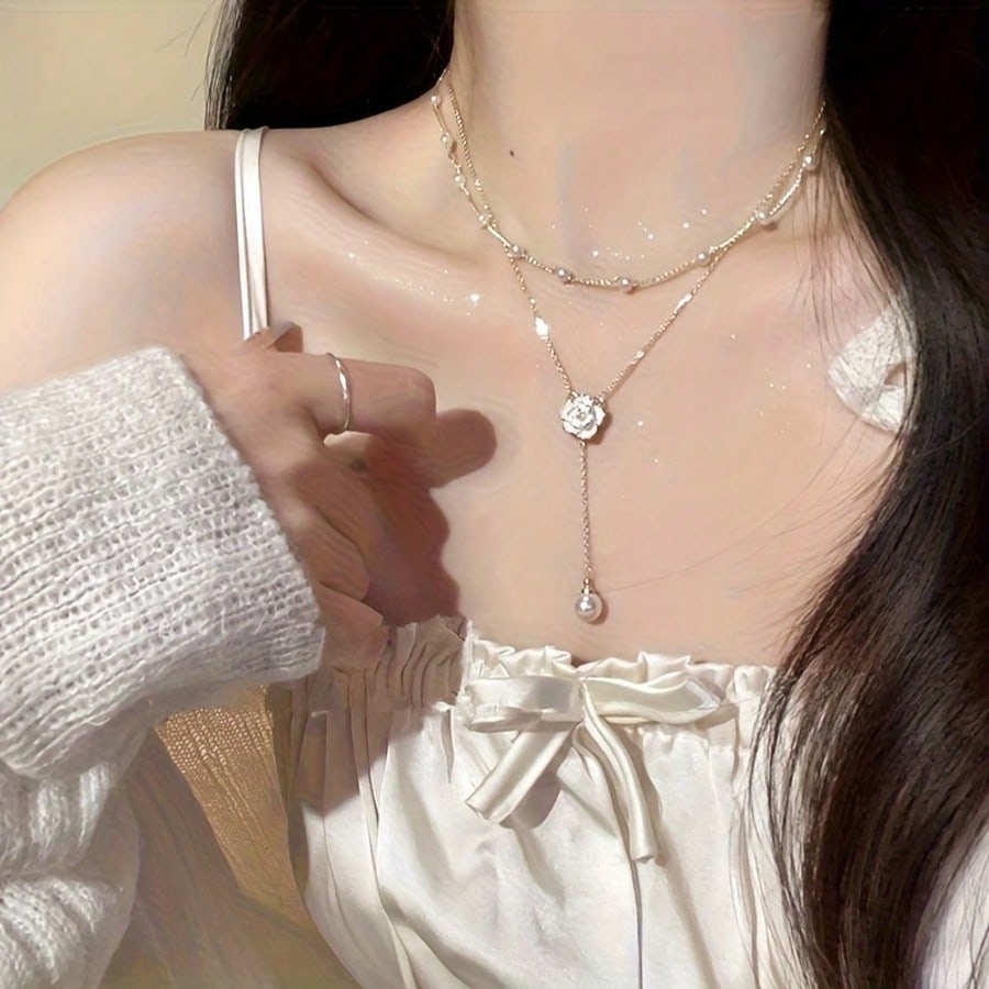 1 Piece Of Elegant Pearl Necklace Gold-Plated Double-Layer Imitation Pearl Necklace With Camellia Pendant | Minimalist And Elegant Clavicle Necklace, Suitable For Women To Wear, A Versatile Daily Jewelry Gift