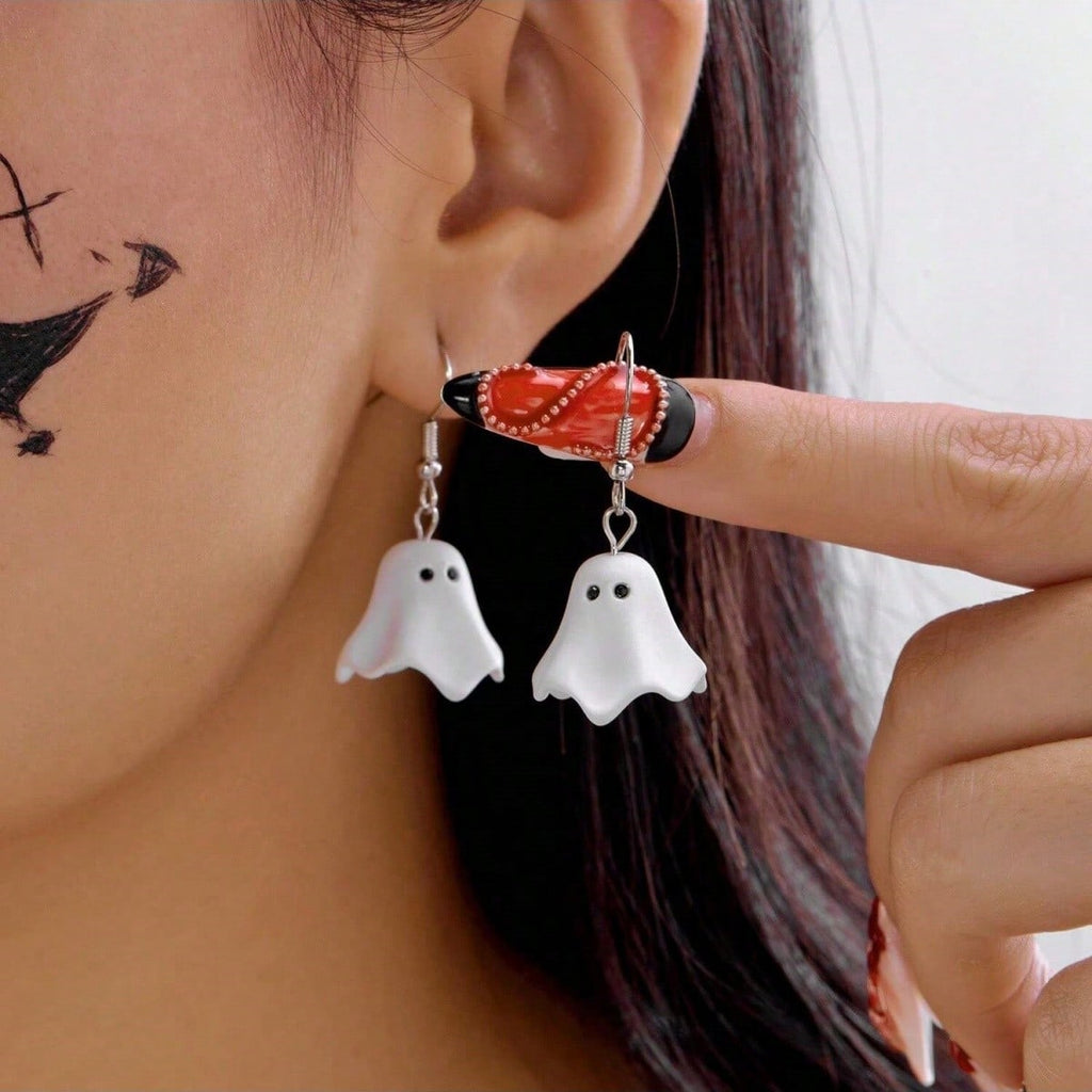 1 Pair Of New Fashionable Cute Cartoon Ghost Earrings, Halloween Party Earrings, Suitable For Halloween Costumes, Themed Party Events, Holiday Gifts, Suitable For Parties, Friends And Family Gifts, Halloween Accessories, Party Accessories, Playful Design