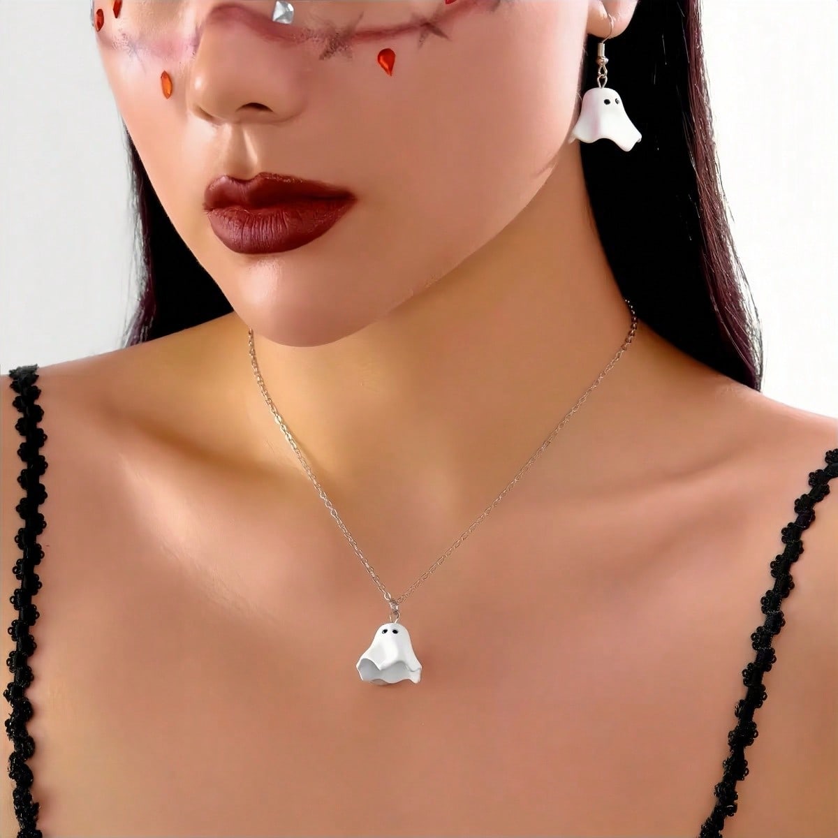 1 Piece Of Women's Necklace - With Cute Cartoon Ghost Pendant, Cute Gothic Jewelry, Suitable For Daily Halloween/Valentine's Day Gifts - For Her Birthday/Anniversary Gifts - Necklace Without Power Supply, Pendant Necklace, Playful Accessories, Whimsical D