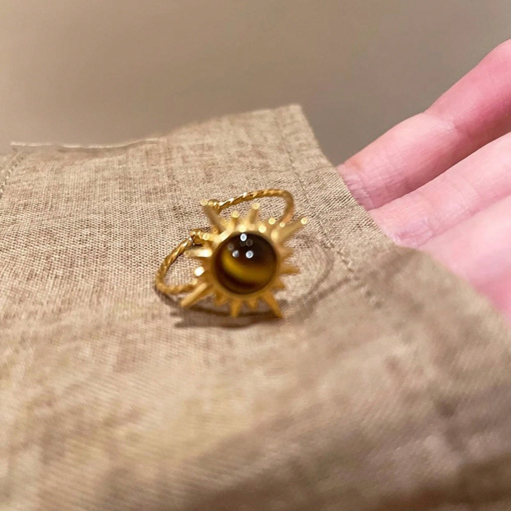 3-Piece Retro Luxury Bohemian Ring, Made Of Gold Tiger Eye Stone Material And Designed With A Vintage Feel. The Fashionable And Luxurious Details Are Prominent, And The Adjustable Ring Mouth Can Be Adapted To Different Finger Circumferences. It Can Be Sta