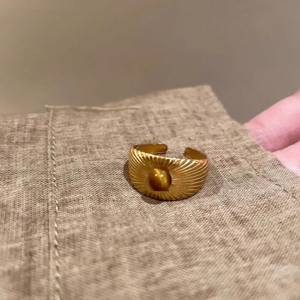 3-Piece Retro Luxury Bohemian Ring, Made Of Gold Tiger Eye Stone Material And Designed With A Vintage Feel. The Fashionable And Luxurious Details Are Prominent, And The Adjustable Ring Mouth Can Be Adapted To Different Finger Circumferences. It Can Be Sta