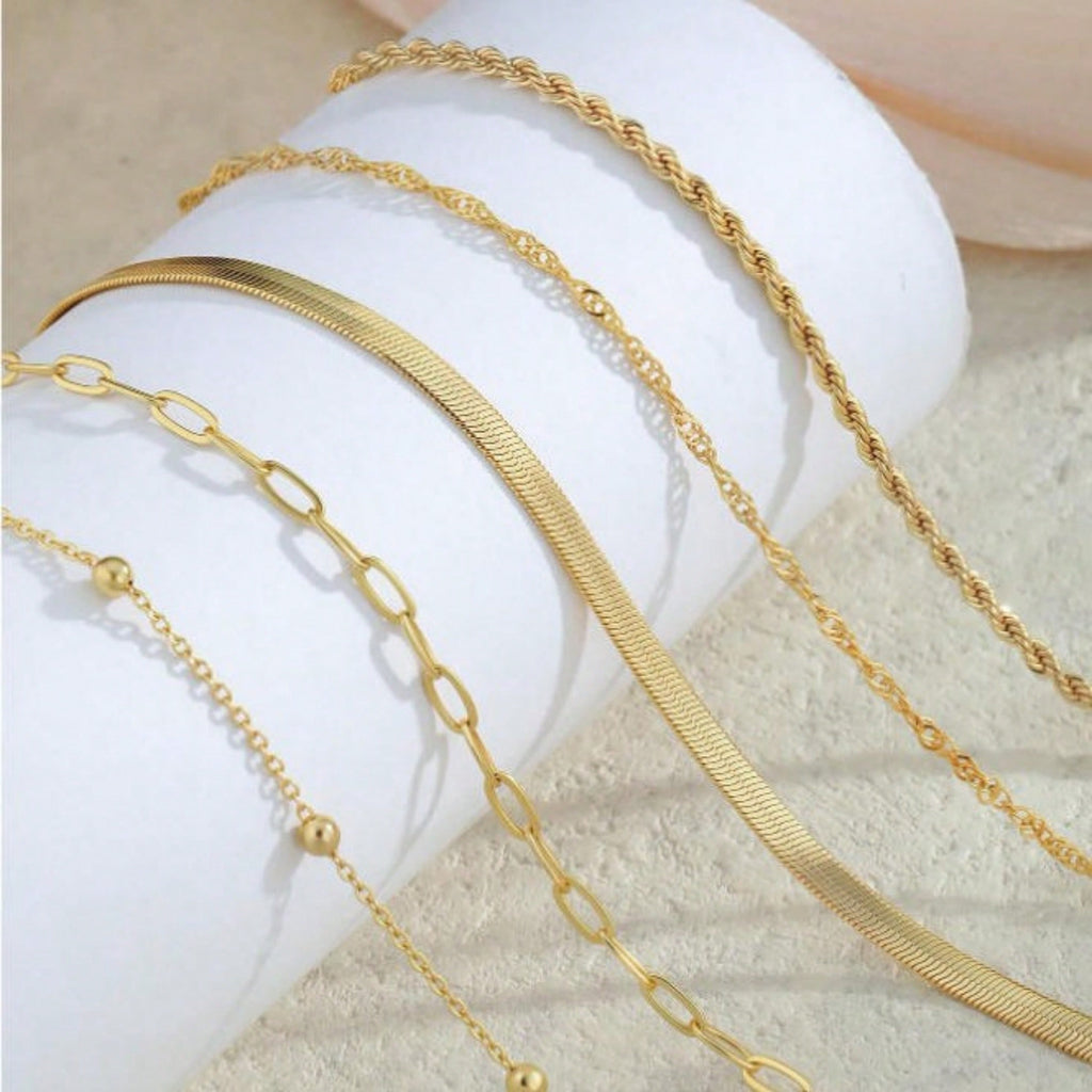 5-Piece Gold Elegant Stacked Bracelet Set, Can Also Be Worn Separately, Women Wear It For Daily Commuting/Shopping, Layered And Versatile, No Need To Choose Clothes