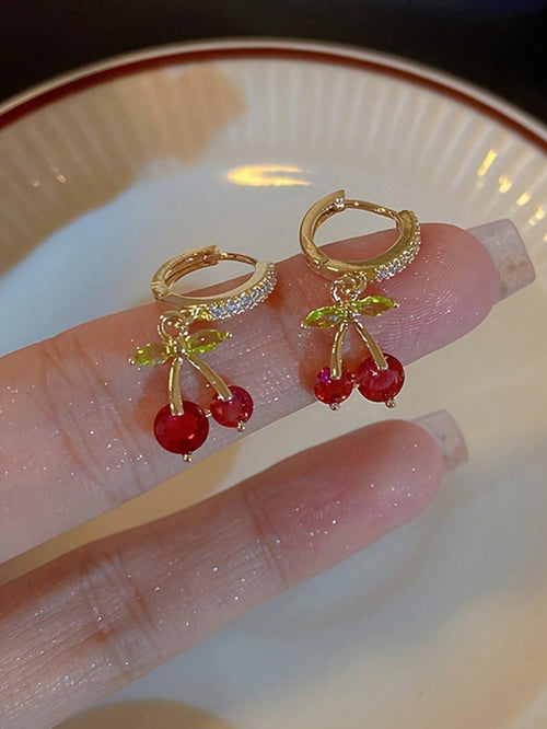 1 Pair Of Sweet, Cute And Exquisite Rhinestone Cherry Earrings, Versatile For Women's Daily Wear, Lively For Shopping And Photography, Suitable For Sweet Girl Style