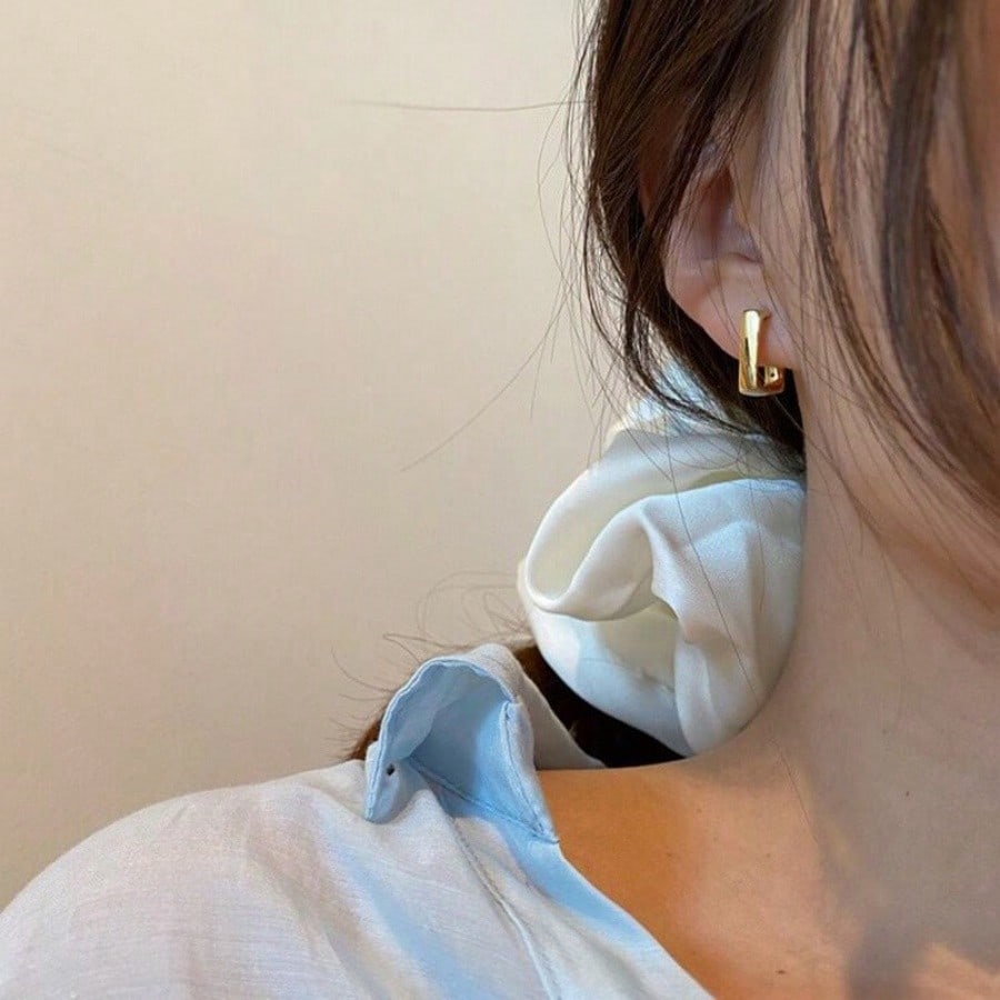 1 Pair Of New Geometric U-Shaped Earrings, Fashionable, Luxurious, Simple And Elegant Style, High-End Earrings, Suitable For Giving Gifts, Halloween, Christmas, Anniversaries