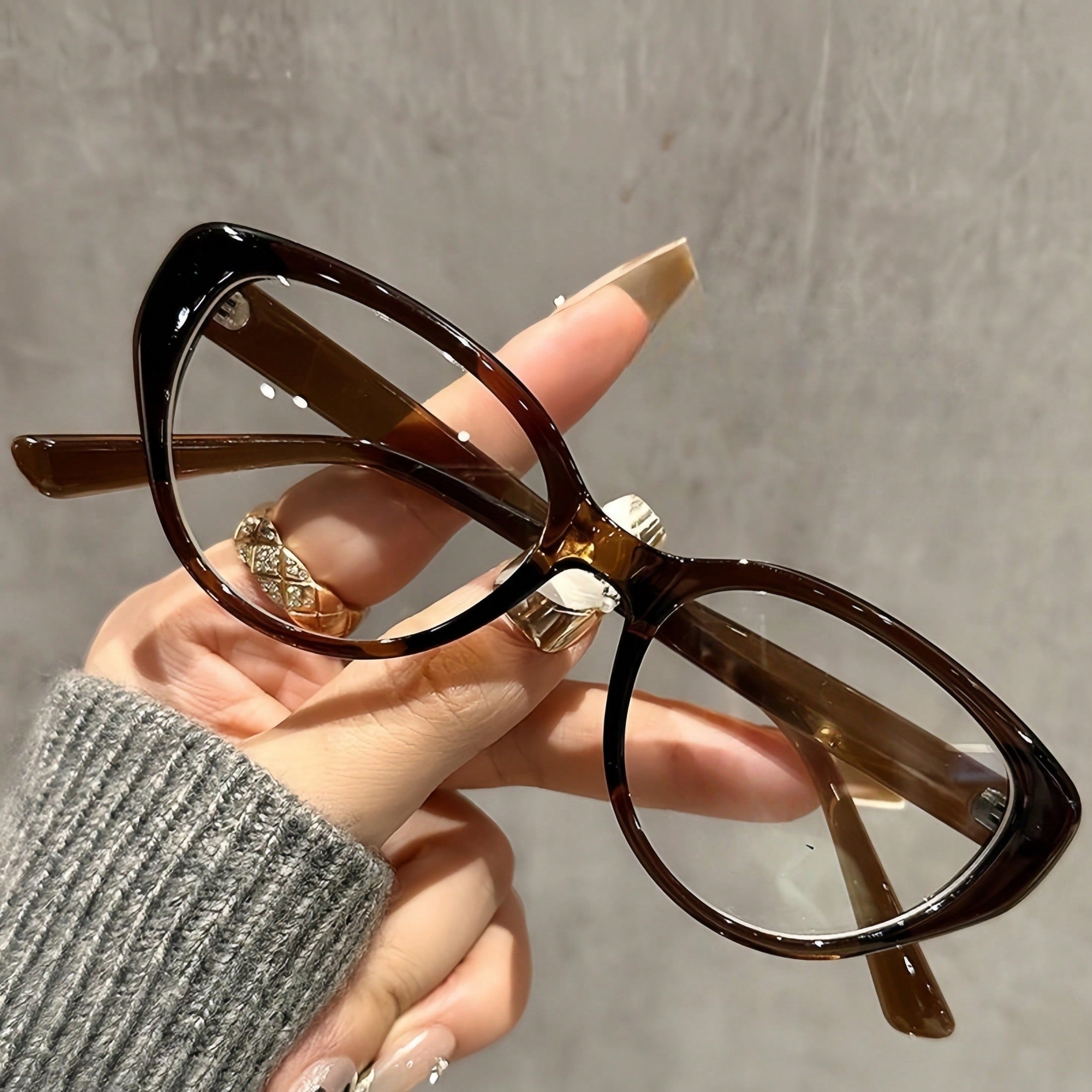1 Pair Of Retro Tea Brown Cat Eye Flat Glasses, A New Style For Women To Show Off Their Small Face, A Savior Of Retro Fashion With No Makeup, Not Picky About Skin Color, Lightweight And Easy To Carry For Daily Commuting, A Must-Have For Outdoor Travel, Ph