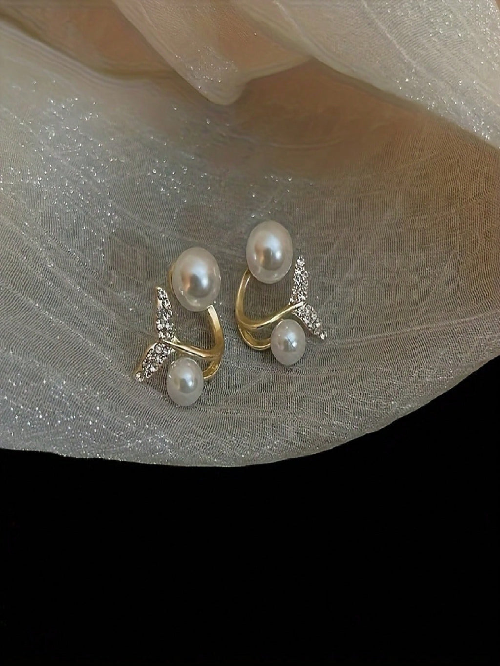 Women's Gold Alloy Mermaid Tail Studs – Crystal-Inlaid, Elegant For Daily/Formal Wear, All-Season Mermaid Gift, Minimalist, Crystal Details, Stylish Exquisite Earrings