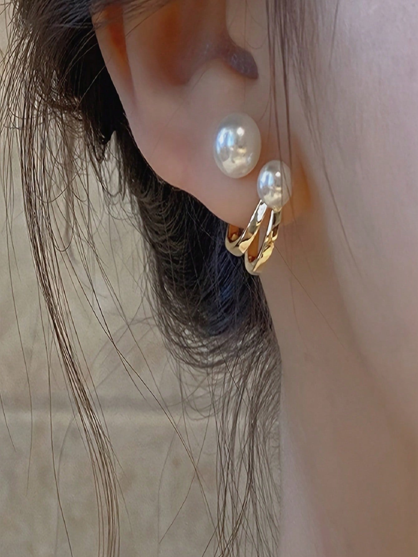 Elegant White Freshwater Pearl Earrings – Women's, Minimalist French Fashion Design, Sparkling, Perfect For Valentine's Day, Parties & Daily Wear, All-Year Applicable; Exquisite Studs, Premium Metal Craftsmanship, Unique Style, Durable Material, Fashion A