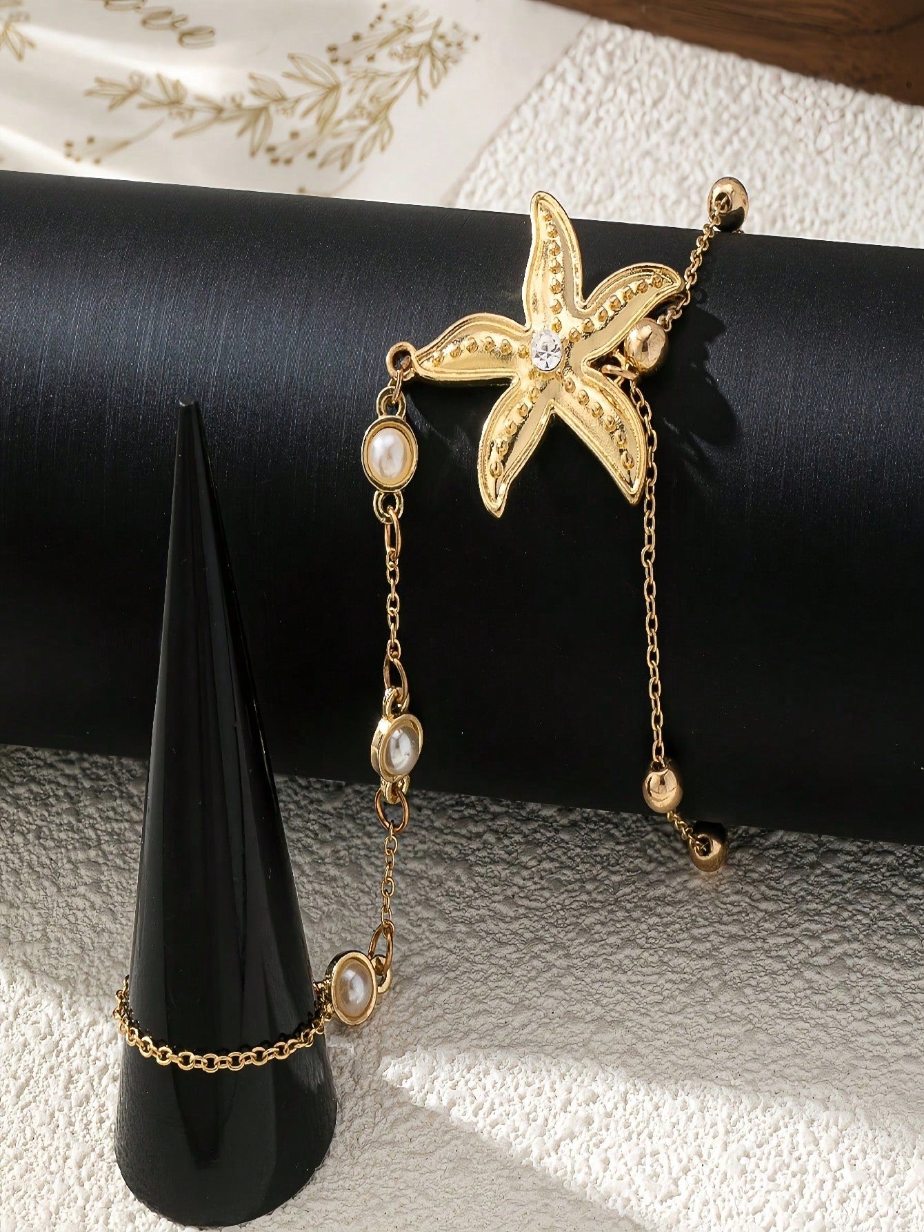 1 Piece Of Women's Elegant Starfish & Gold Marine Animal Charm Bracelet - Adjustable Linked Bead Design, Durable Ocean-Themed Jewelry, Suitable For Holidays, Beach Parties, Casual Looks, Year-Round Multipurpose Accessories