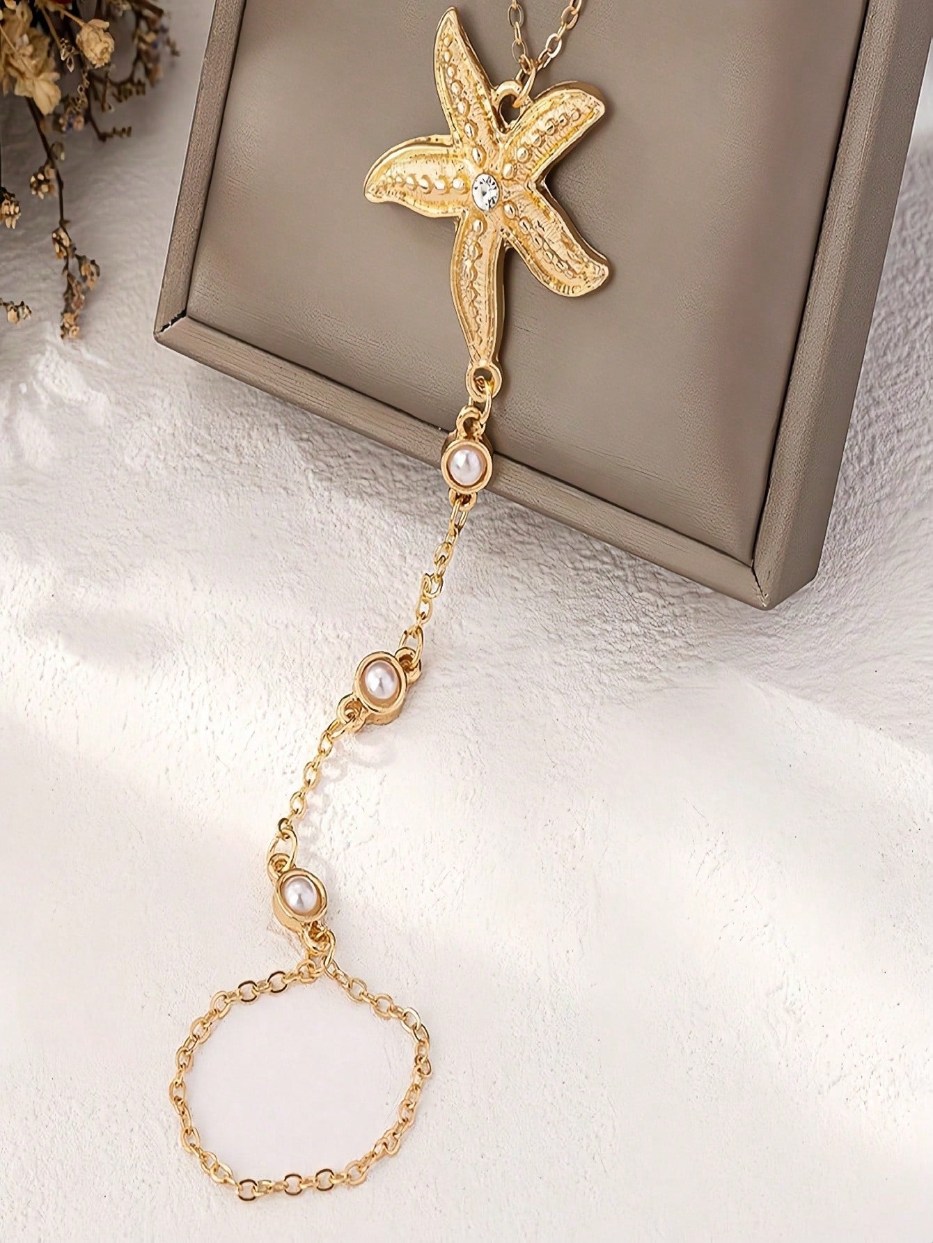 1 Piece Of Women's Elegant Starfish & Gold Marine Animal Charm Bracelet - Adjustable Linked Bead Design, Durable Ocean-Themed Jewelry, Suitable For Holidays, Beach Parties, Casual Looks, Year-Round Multipurpose Accessories