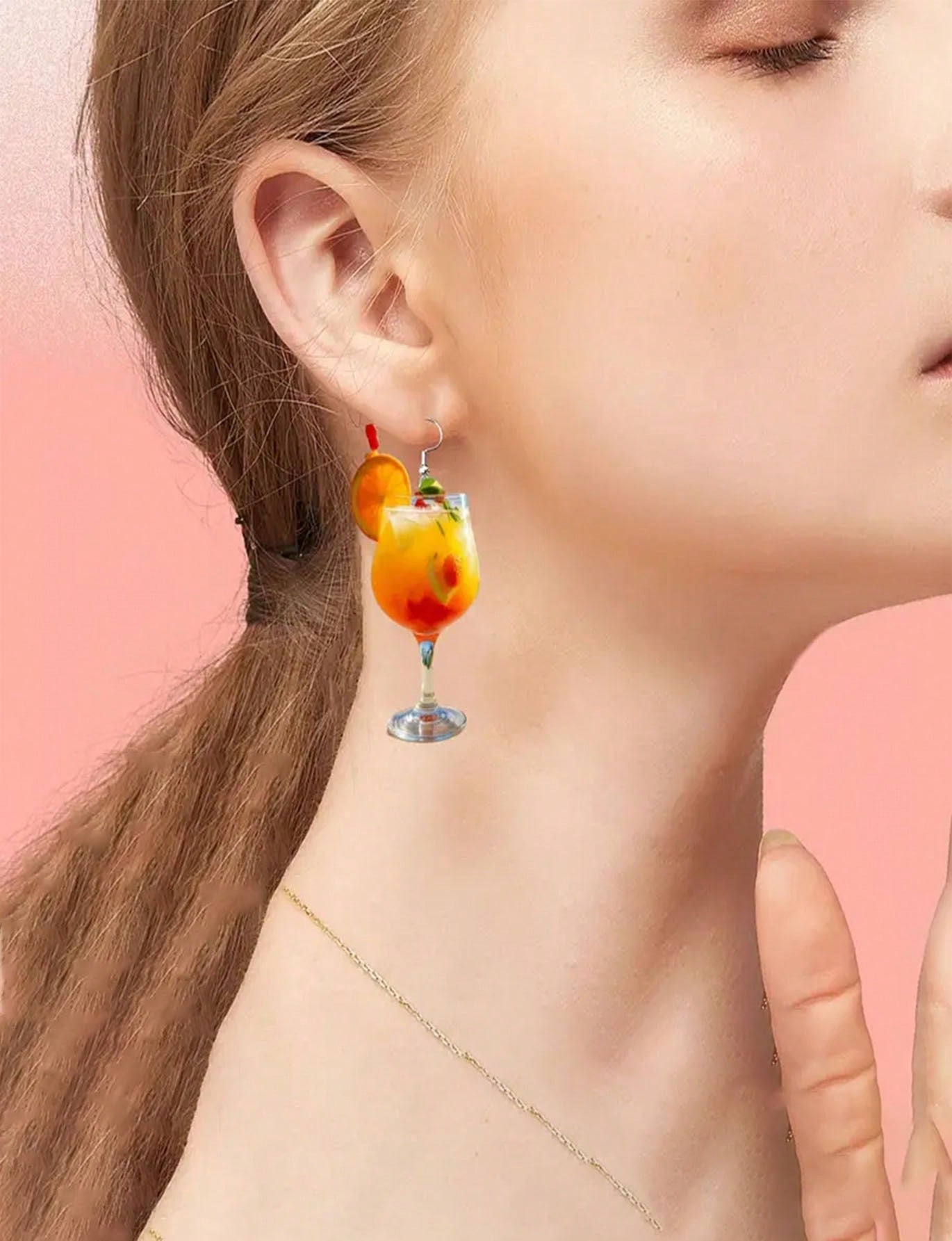 1 Pair Of 2D Plane Acrylic Juice Wine Glass Pendant Earrings, Women's Casual & Versatile Earrings – Fashion-Forward Design For Travel, Outdoor Trips & Parties, Suitable For Valentine's Day, Anniversary, Birthday Presents & Daily Use