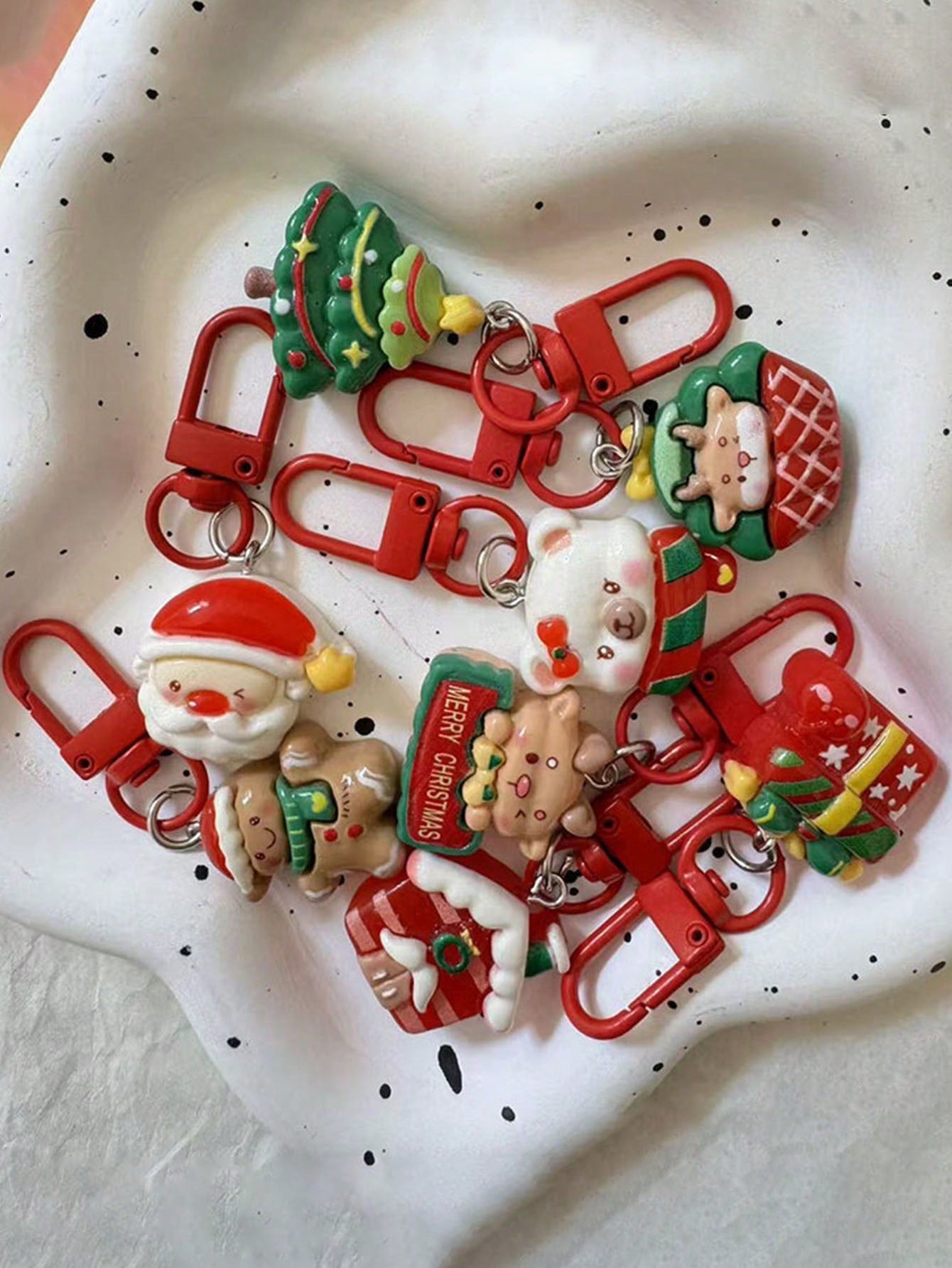Cute Cartoon-Style Christmas Home Keychain, Santa Gift, Backpack Charm, Decorative Accessories - BFF Gift