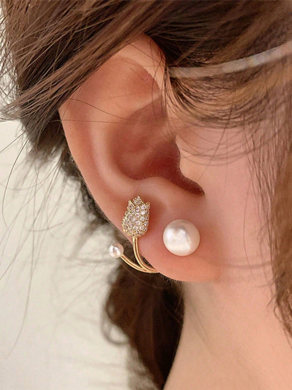 1 Pair Chic Tulip Design Earrings, Sweet Style Suitable For Teenagers, Daily Wear Or A Gift For Friends