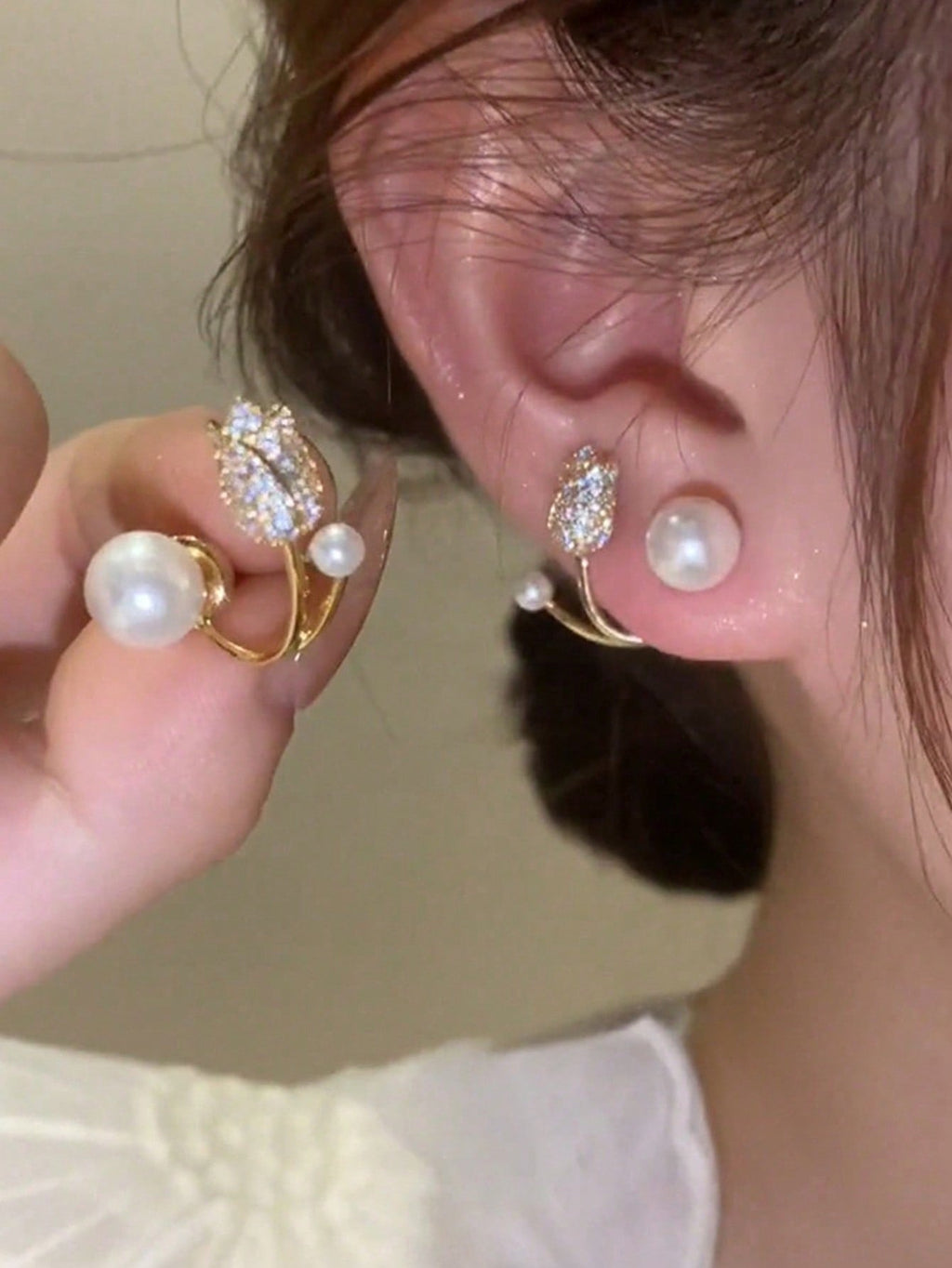 1 Pair Chic Tulip Design Earrings, Sweet Style Suitable For Teenagers, Daily Wear Or A Gift For Friends
