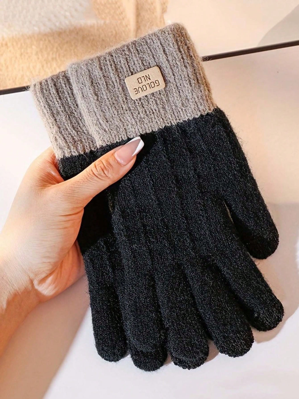 1pair Warm Knitted Adult Gloves With Touchscreen Capability, Minimalist Cute Outdoor Warm Gloves, Comfortable Gloves Fit For Cycling & Driving, Knitted Gloves For Using Mobile Phones, Dopamine Cute Adult Gloves