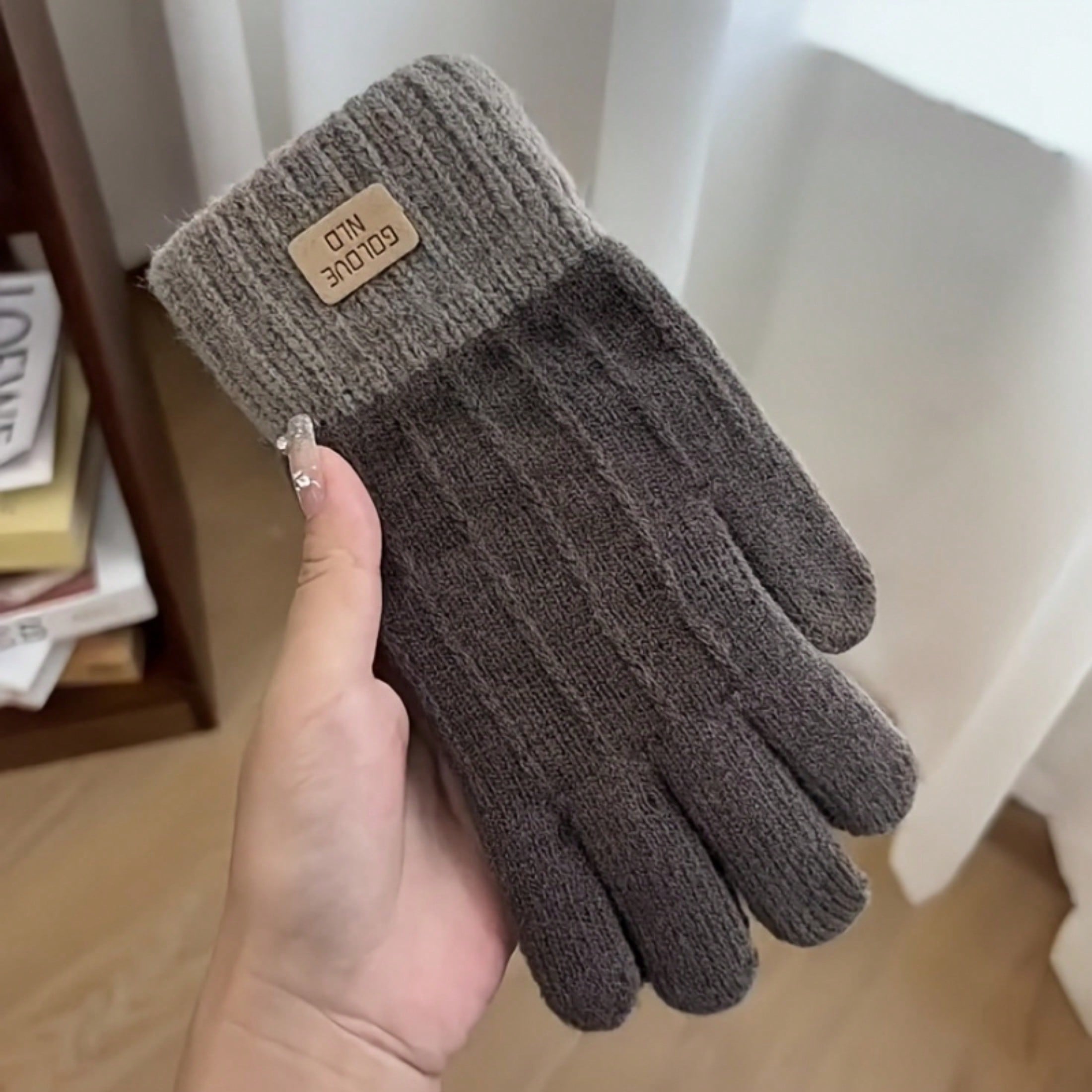 1pair Warm Knitted Adult Gloves With Touchscreen Capability, Minimalist Cute Outdoor Warm Gloves, Comfortable Gloves Fit For Cycling & Driving, Knitted Gloves For Using Mobile Phones, Dopamine Cute Adult Gloves