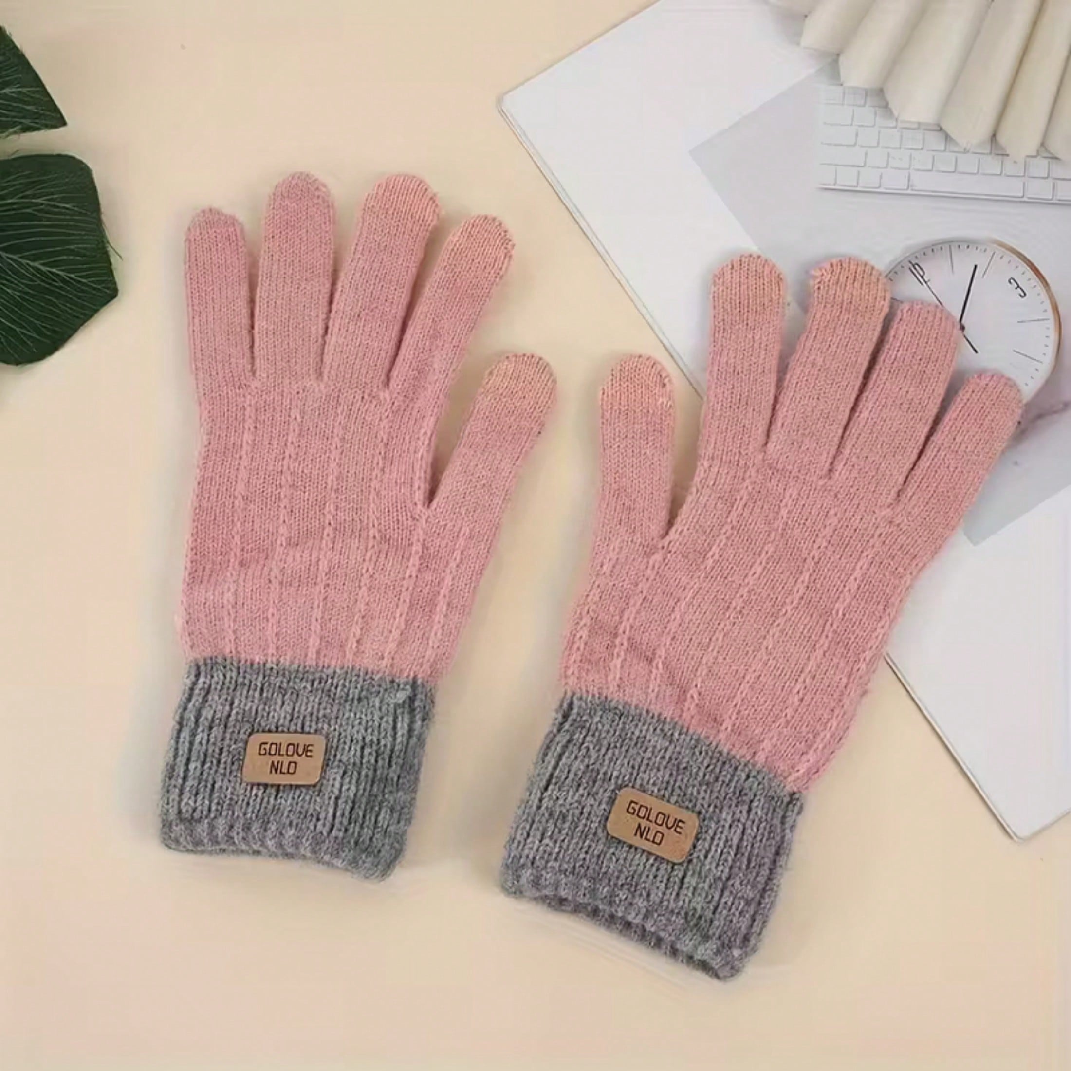 1pair Warm Knitted Adult Gloves With Touchscreen Capability, Minimalist Cute Outdoor Warm Gloves, Comfortable Gloves Fit For Cycling & Driving, Knitted Gloves For Using Mobile Phones, Dopamine Cute Adult Gloves