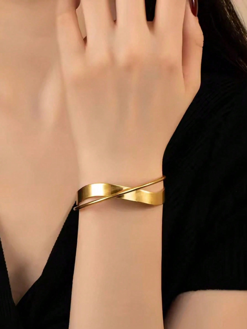 1PC Irregular Geometry Bracelet With Adjustable Mobius Design – Contemporary Modern Fashion