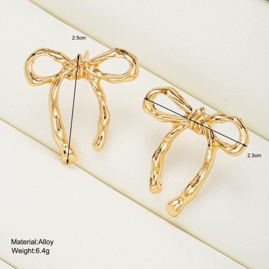 1 Pair Elegant Gold Bow Stud Hoop Earrings, Smooth Curved Interlocking Bow Design with Secure Ear Backs, Lightweight Hypoallergenic Women Jewelry, Versatile for Daily Wear & Party All Seasons
