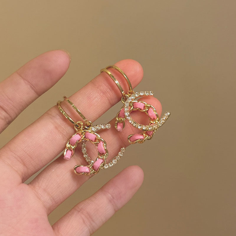 1 Pair Luxury Pink Double C Earrings – Exquisite Braided Woven Craftsmanship, Timeless Elegant & Chic Vibe, Versatile Fashion Jewelry Perfect for Daily Wear & Special Occasions
