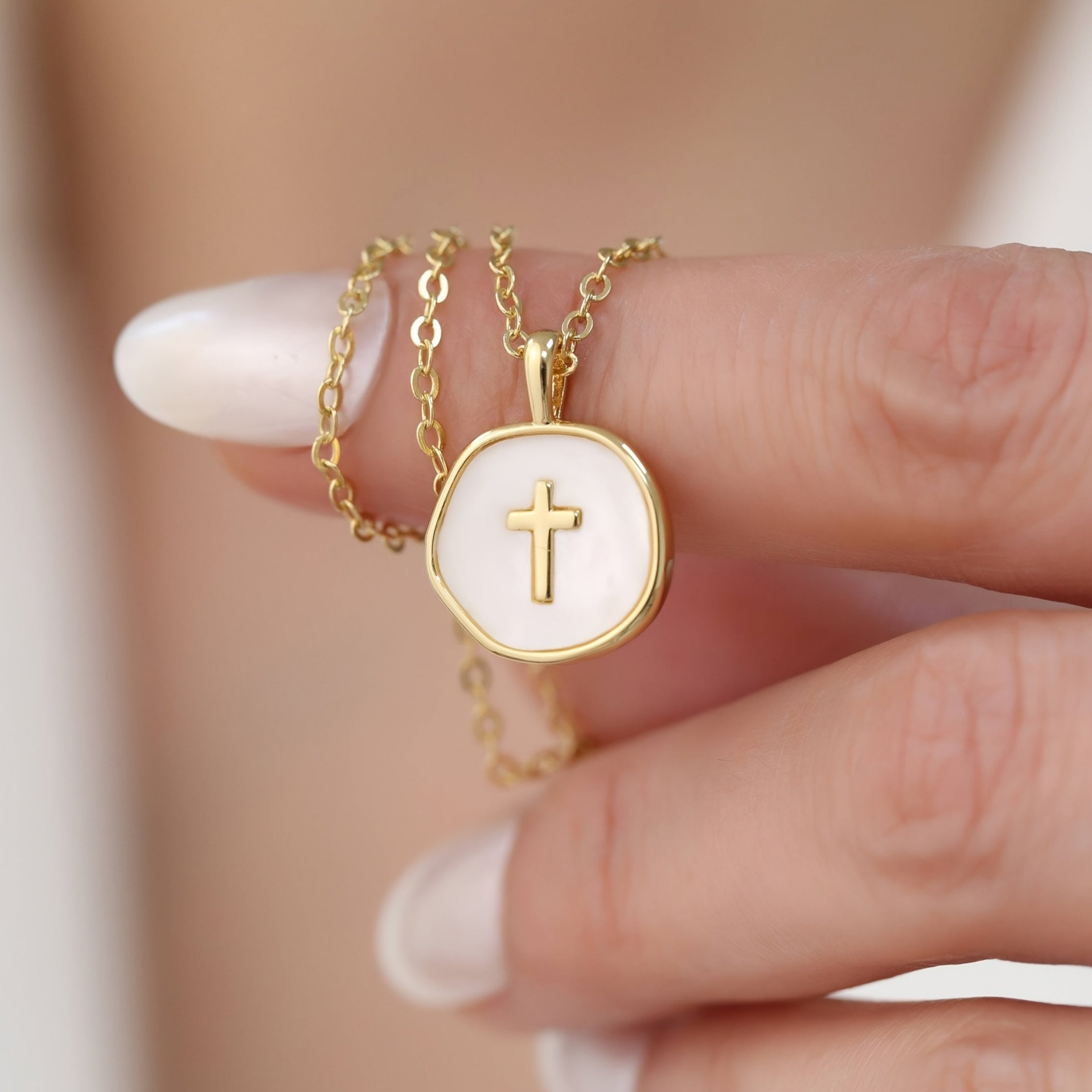 Stylish Hypoallergenic Christian Cross Necklace – Bohemian Design & Irregular Enamel Decoration, Ideal for Everyday Wear