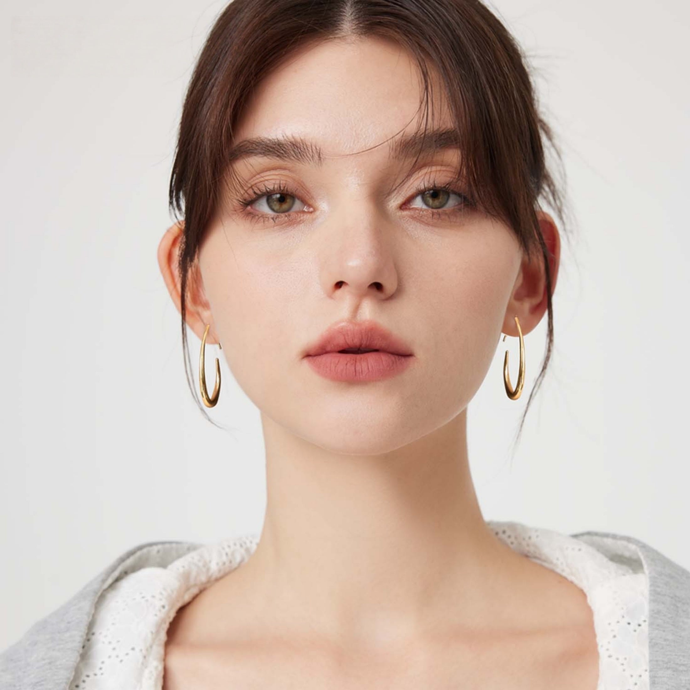 1 Pair Pure Copper Gold-Plated Hypoallergenic Water Drop Earrings – Fade-Resistant, Comfortable & Versatile, Minimalist Elegant Design Perfect for Daily Wear, Parties & Valentine's Day Gifts