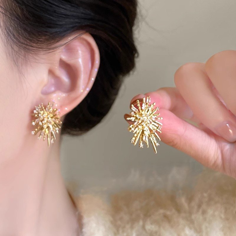 1 Pair Premium Luxury CZ Fireworks Stud Earrings – Sparkling Starry Night Inspired Design, Exquisite Craftsmanship & Timeless Classic Appeal, Versatile Jewelry Perfect for Daily Wear & Special Occasions