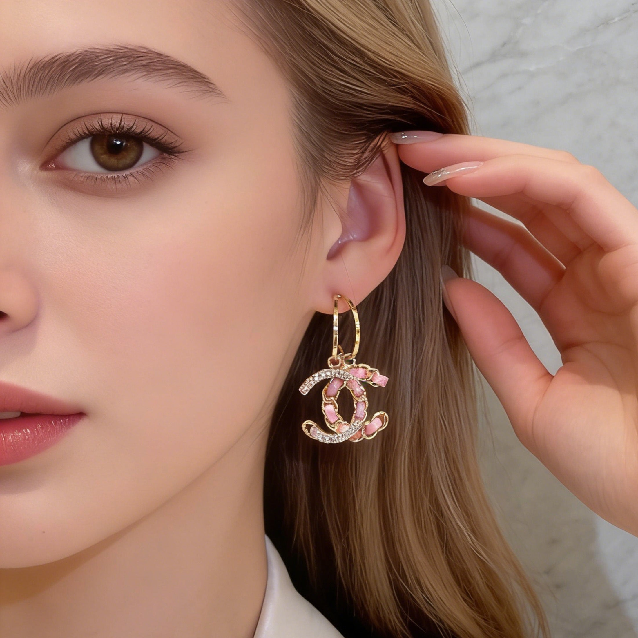 1 Pair Luxury Pink Double C Earrings – Exquisite Braided Woven Craftsmanship, Timeless Elegant & Chic Vibe, Versatile Fashion Jewelry Perfect for Daily Wear & Special Occasions
