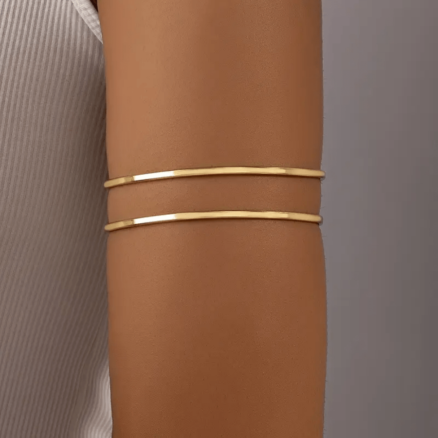 1 Piece Of Classic Double C Adjustable Metal Wire Gold Bracelet, High Quality Elegant Womens Fashion Jewelry, Long Lasting All Season Accessory, Daily Party Wearing Ornament, Nice Gift for Birthday & Anniversary