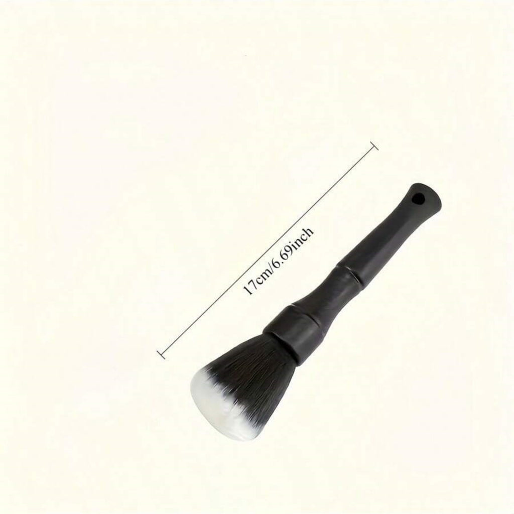 1 PC Black Soft Bristle Dust Brush – Battery-Free Plastic Tool for Car Interiors, Dashboards & Computer Keyboard Cleaning