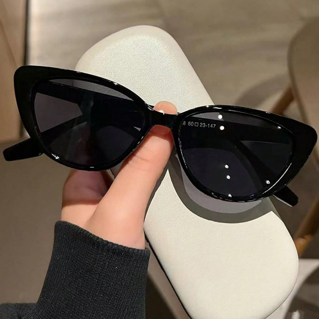 1 Pair Women’s Narrow Frame Retro Black Cat Eye Sunglasses – UV Protection with Unique Black Gradient Lenses, Plastic Frame & Face-Slimming Design, Elegant Versatile Fashion Eyewear