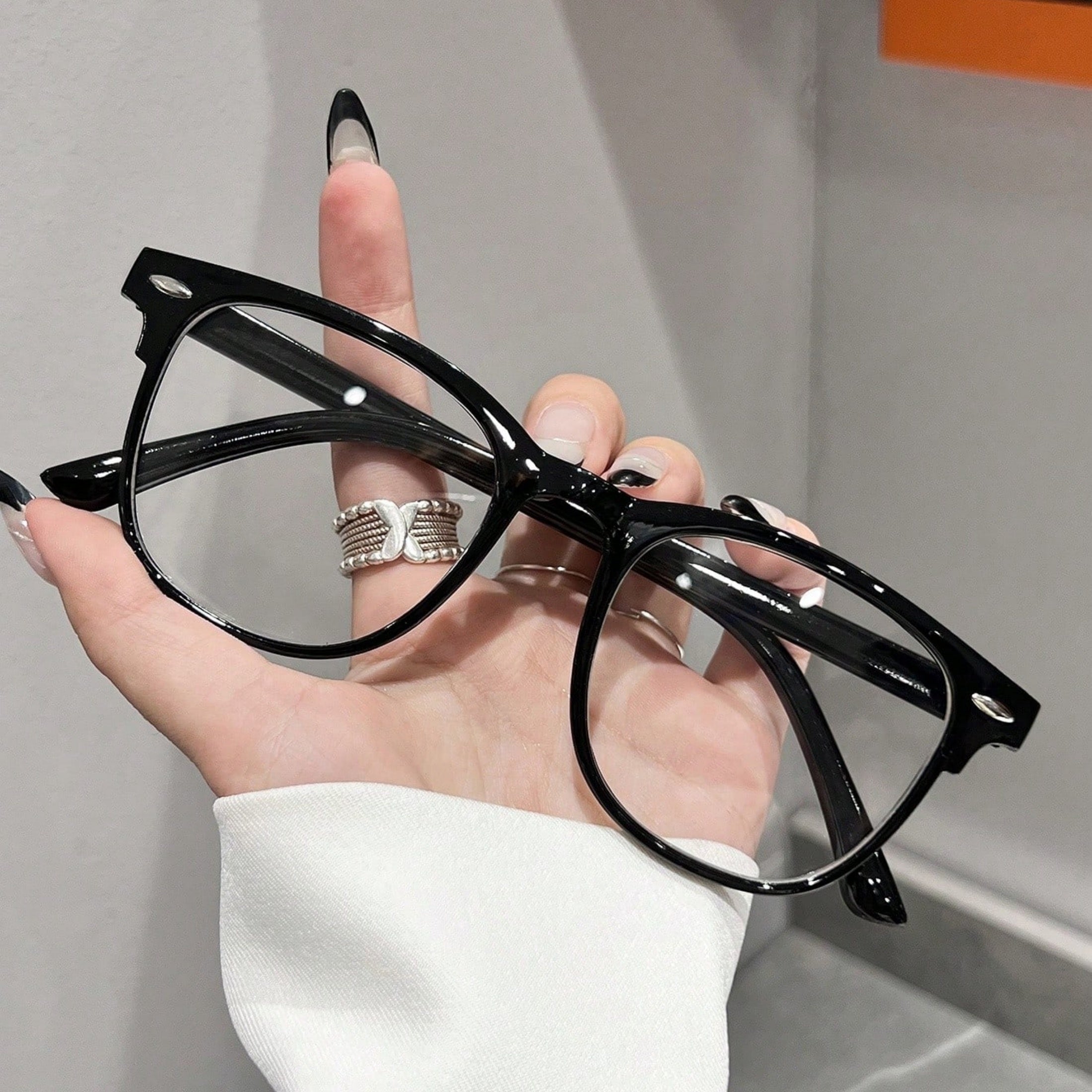 1 Pair Non-Prescription Black Framed Flat Lens Glasses – Versatile Professional & Bohemian Style Eyewear, Perfect for Office Days, Party Outings, Summer Beach Trips & Thoughtful Travel Gifts