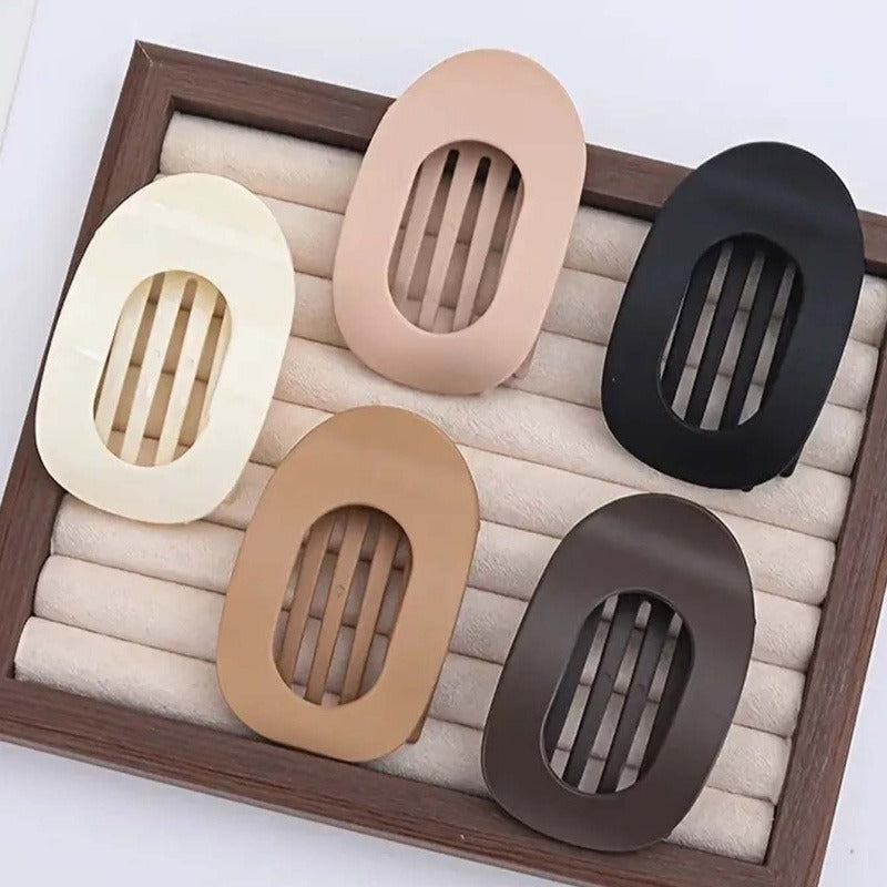 Simple Elegant Multifunctional Hair Clip Solid Color Round Duckbill Flat Claw Clip for Women Universal Hair Accessory Fit Thick Fine Long Short Hair Random Color