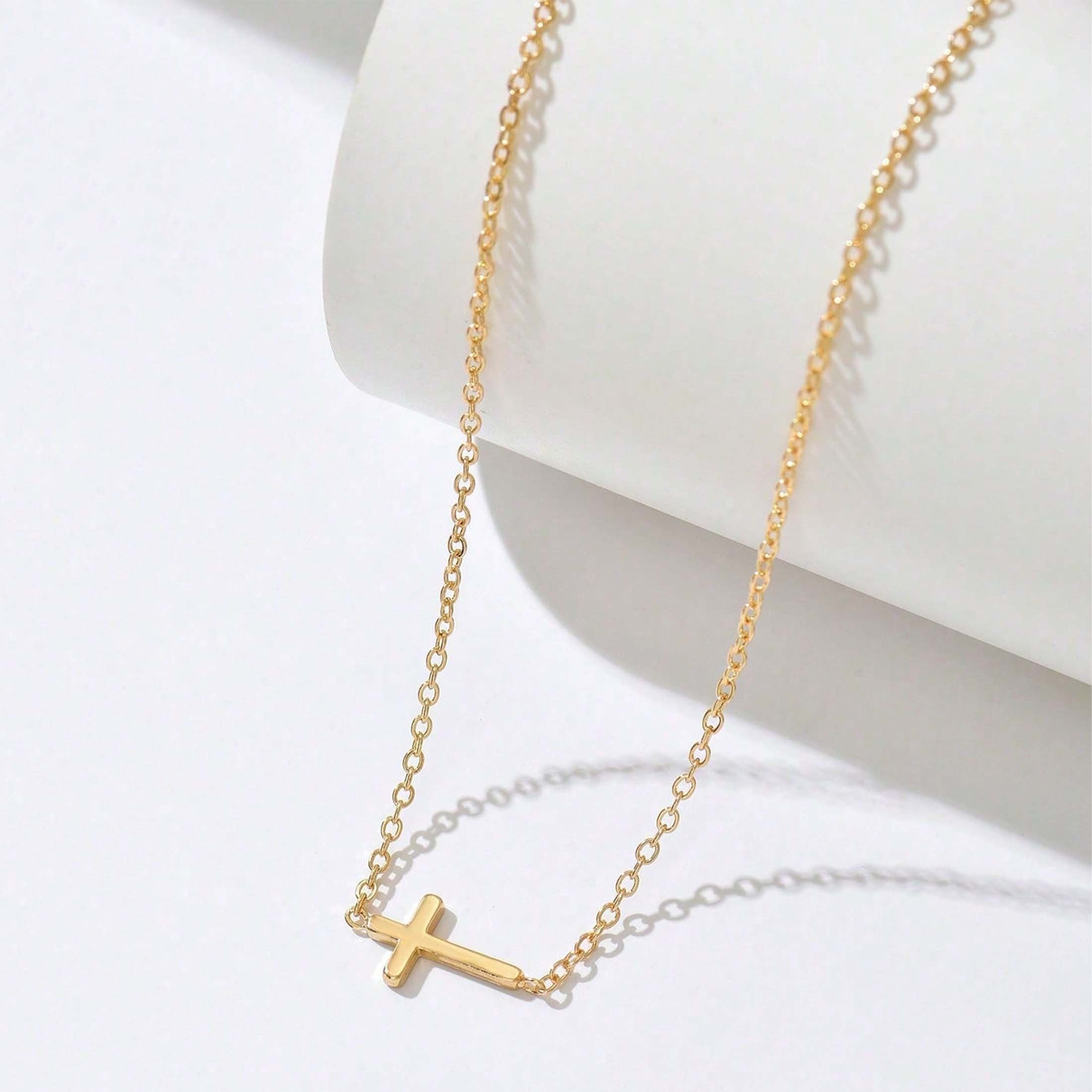 1 Piece Elegant Cross Pendant Necklace – Sleek Graceful Lines, Refined Everyday Jewelry Perfect for Women’s Light Romantic Dates & Daily Commutes, Practical Stylish Gift for Girls