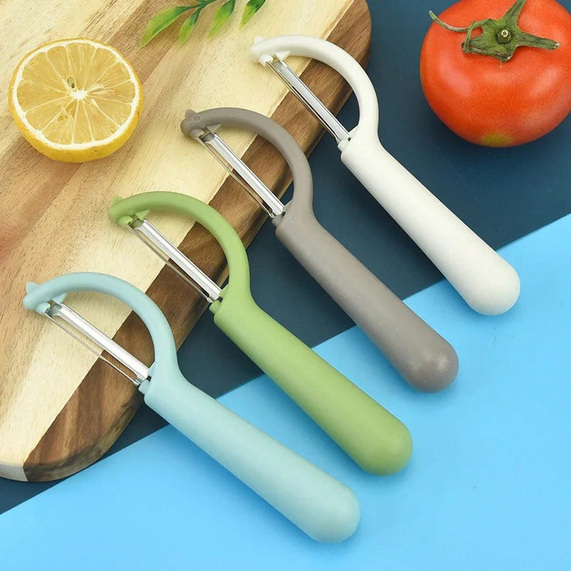 1-Pack Multifunctional Stainless Steel Vegetable Peeler, Comfort Grip Design Effortlessly Peels Potato Carrot Cucumber with Built-in Blemish Remover for Home & Kitchen Use